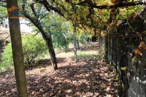  Terreno na zona de Canidelo disponível para construção de moradia de 3 frentes