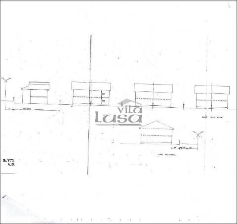  Terreno na zona de Canidelo disponível para construção de moradia de 3 frentes