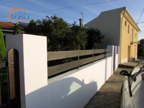 Moradia T2+1 com Garagem, Espigueiro e Anexos para Habitação  Privacidade e Conforto no Campo