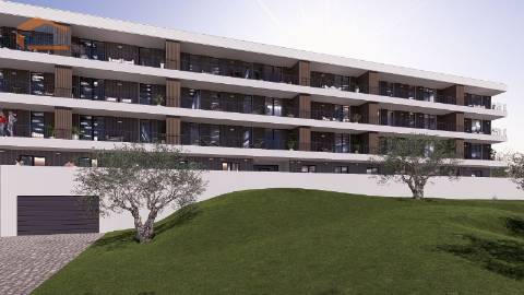 T1+1 Portimão Novo com varanda 2 lugares de garagem