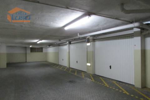 Espaço comercial 267 m² no Coração de Oliveira do Douro