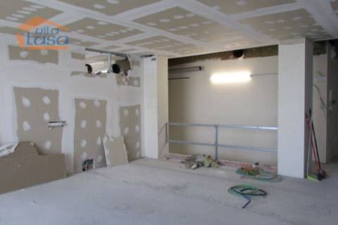 Espaço comercial 267 m² no Coração de Oliveira do Douro