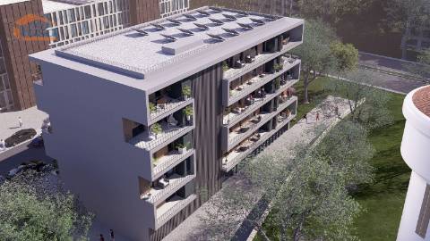 Armação de Pera T1+1 Novo com varanda e garagem 