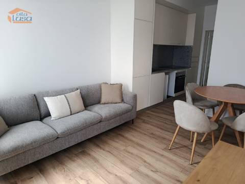 Apartamento T1+1 em Ramalde