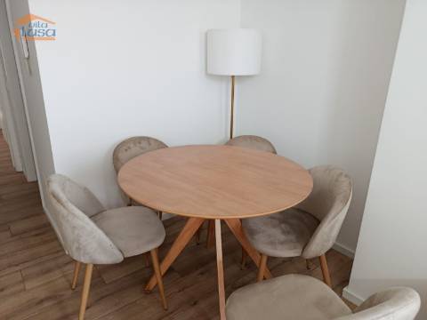 Apartamento T1+1 em Ramalde