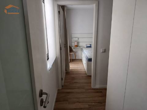 Apartamento T1+1 em Ramalde