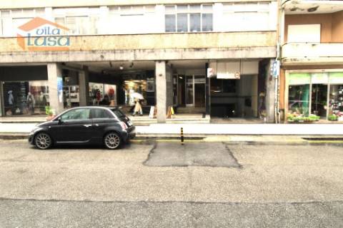 Excelente Oportunidade de Negócio! Loja à Venda no Centro Comercial de Cedofeita