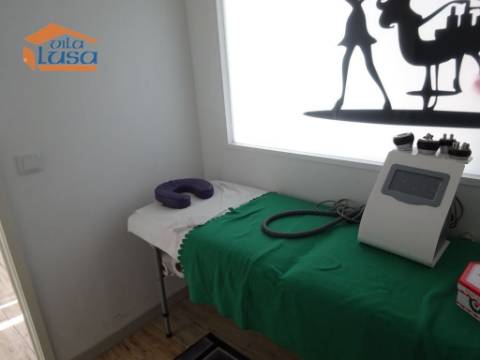 Cabeleireiro e Estética equipado Vilar de Andorinho 