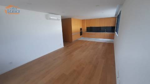 T1 (novo) com Terraço com vistas de mar, em Canidelo, Vila Nova de Gaia