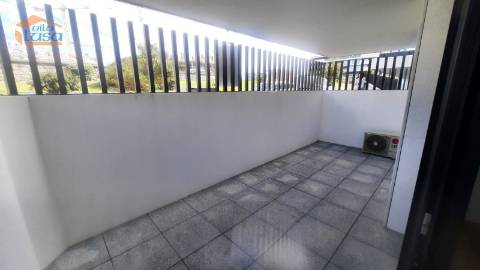 T1 (novo) com Terraço com vistas de mar, em Canidelo, Vila Nova de Gaia