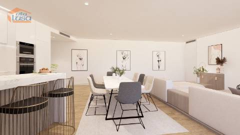 T2+1  Novo a 300mt da praia de Armação de Pera., varanda c/ 82m2 e dois lugares de garagem.