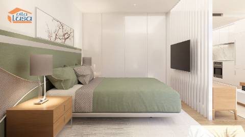 Armação de Pera T0 Novo varanda garagem e piscina na cobertura 