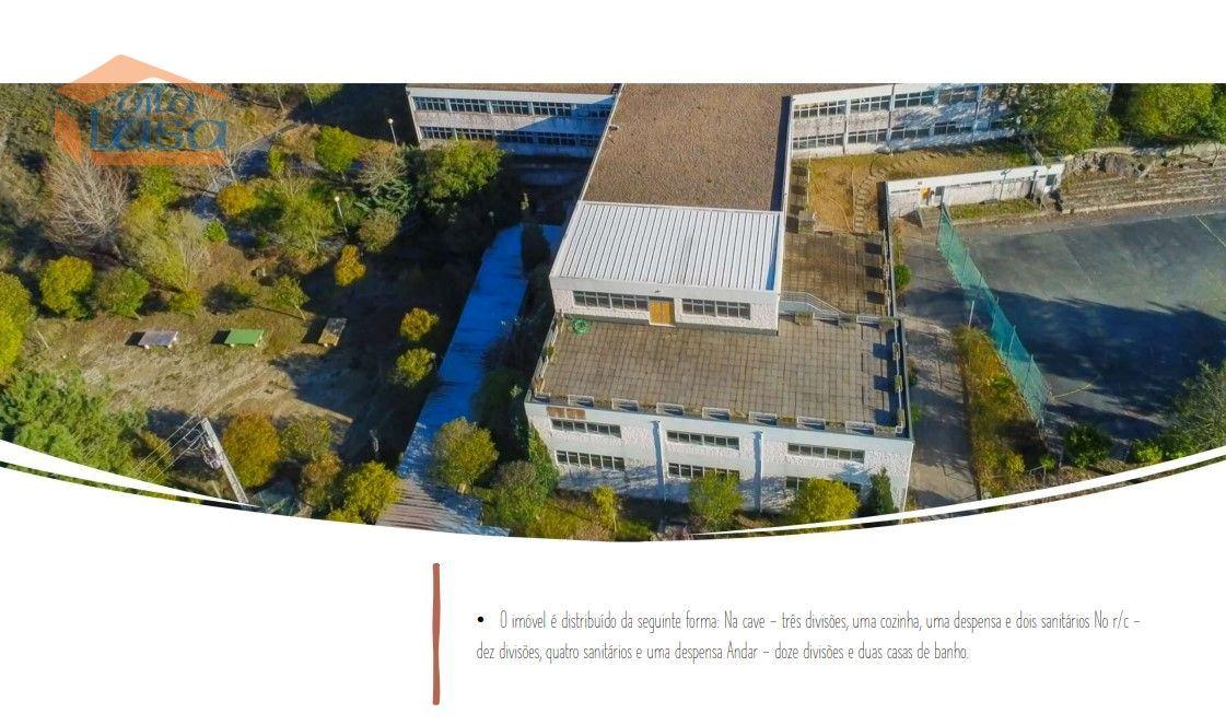 Prédio em Vizela com área coberta de 4230m2, inserido em lote com 23335m2.