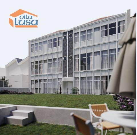 T1+1 com varanda no Centro do Porto (Costa Cabral).