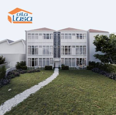 T2+1 com varanda no Centro do Porto (Costa Cabral).