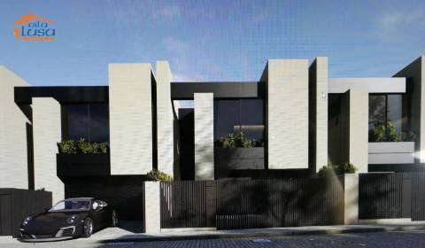 Moradia T3 (3 frentes) em São Pedro da Cova, Gondomar