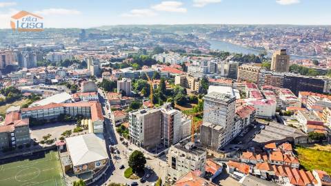 Apartamento T2 em Empreendimento de Referência  Mafamude, Vila Nova de Gaia