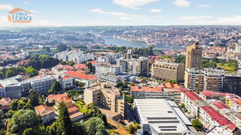 Apartamento T2 em Empreendimento de Referência  Mafamude, Vila Nova de Gaia