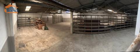 Armazém Rua da Bélgica para arrendamento , Canidelo, Vila Nova de Gaia