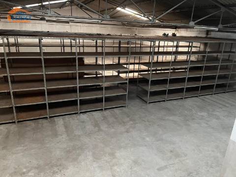 Armazém Rua da Bélgica para arrendamento , Canidelo, Vila Nova de Gaia
