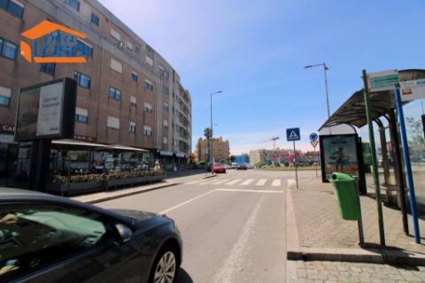 Armazém Rua da Bélgica para arrendamento , Canidelo, Vila Nova de Gaia