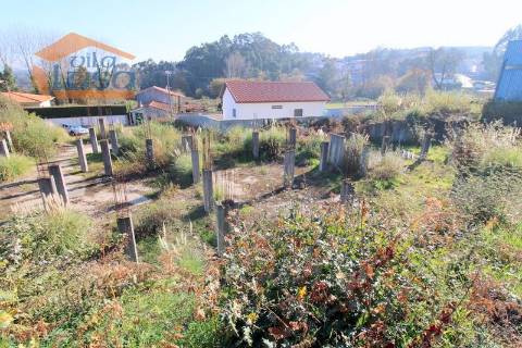 Terreno com PIP Aprovado  4 Moradias Germinadas | Carvalhos