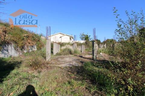 Terreno com PIP Aprovado  4 Moradias Germinadas | Carvalhos