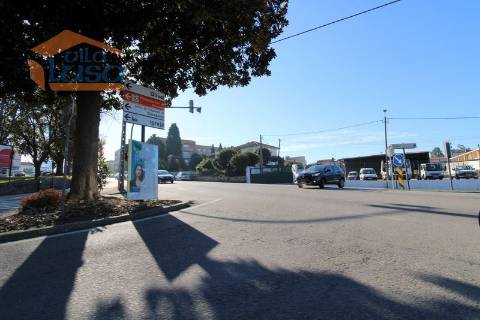 Terreno com PIP Aprovado  4 Moradias Germinadas | Carvalhos