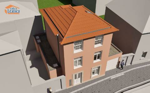 Moradia T4  Foz Velha | Praça do Império  Para recuperar