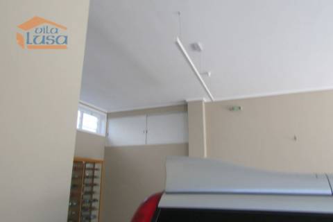 Loja no centro de gaia com 184 m2  