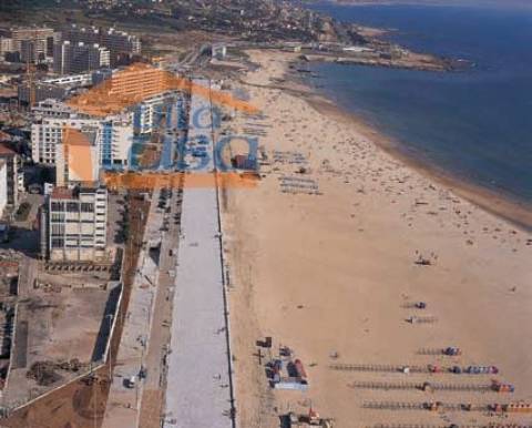 Apartamento T1 com 53m2, ao nivel do 4º andar traseiras em novo empreendimento, em Matosinhos junto ao mar