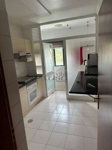 T2 com Lug. de Garagem e Arrumos em Alfena