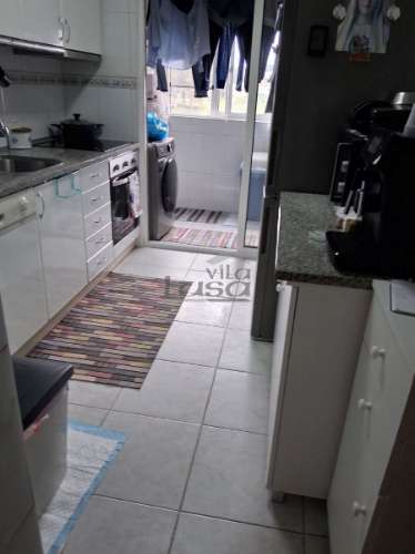 A INVESTIDORES - T3 (arrendado), com 2 lug. de garagem + arrumo, em Rio Tinto 