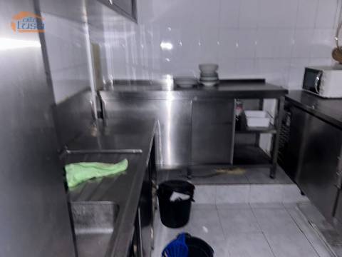 Loja montada para Hotelaria snack-bar centro de Gondomar