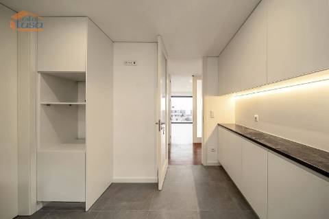 T3 Centro em Santo Ovídio, Vila Nova de Gaia.