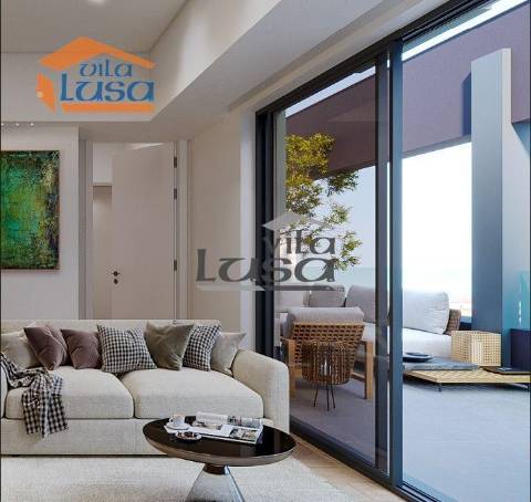 T0 c/ garagem e arrunos no Centro de Gaia.