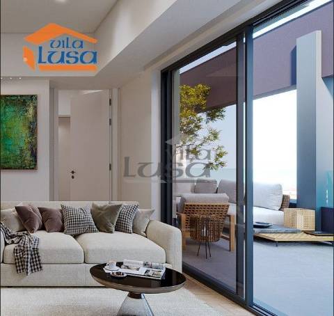 T0+1 com lugar de garagem e arrumos no Centro de Gaia.