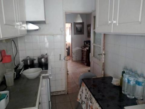 T1+1 Arrendado na Rua Caetano de Melo, Oliveira do Douro, Vila Nova de Gaia