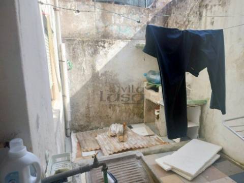 T1+1 Arrendado na Rua Caetano de Melo, Oliveira do Douro, Vila Nova de Gaia