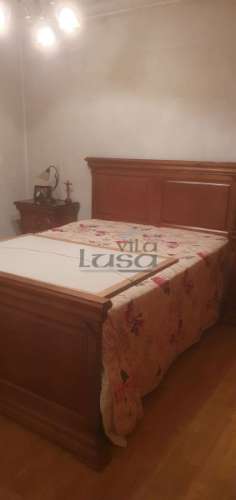 Moradia e Vinha com adega para venda