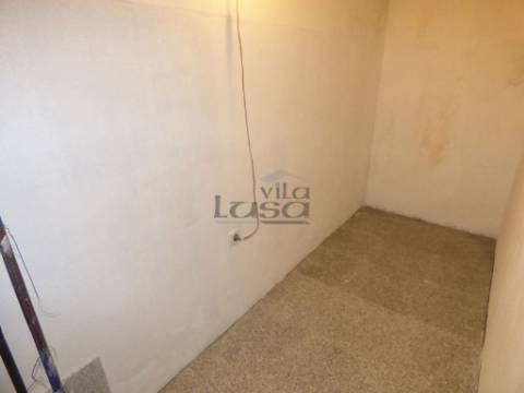 T3 Pedrouços Mobilado cozinha equipada garagem para 2 carros e arrumo