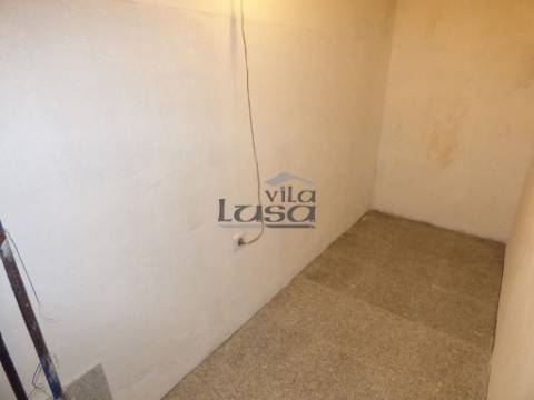 T3 Pedrouços cozinha equipada garagem para 2 carros e arrumo