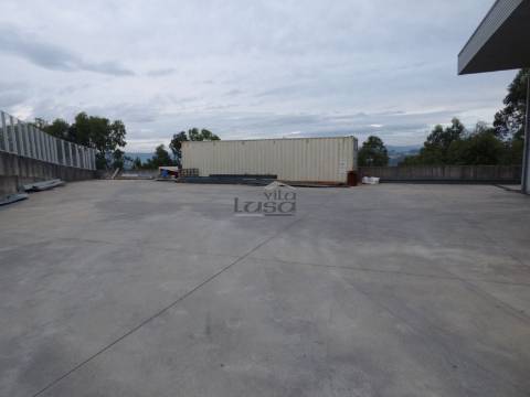 Armazém para Arrendamento  Olival, Vila Nova de Gaia; Acessos à EN222 e A32