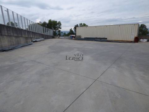 Armazém para Arrendamento  Olival, Vila Nova de Gaia; Acessos à EN222 e A32