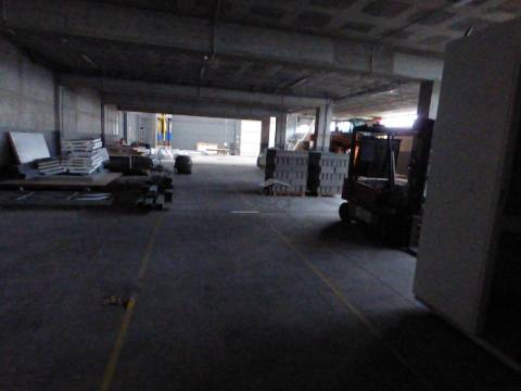 Armazém para Arrendamento  Olival, Vila Nova de Gaia; Acessos à EN222 e A32