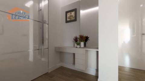 T1 Novo  c/ garagem em Portimão.