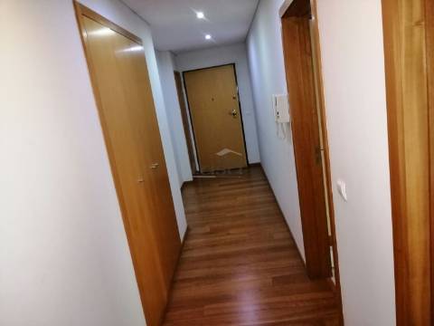 T2 (à Cidade Jovem) em Rio Tinto