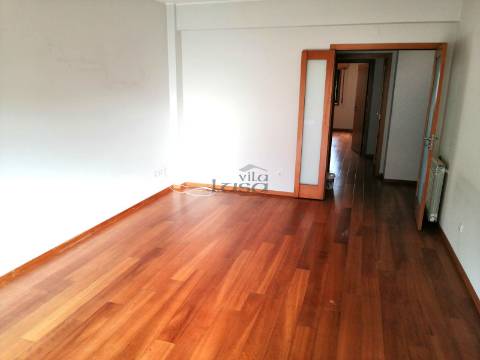 T2 (à Cidade Jovem) em Rio Tinto