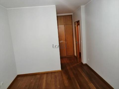 T2 (à Cidade Jovem) em Rio Tinto