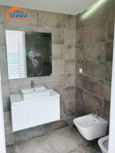 T0 ao Polo Universitário e Hospital de São João, Porto